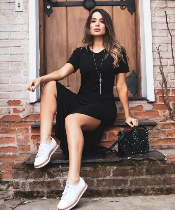 vestido preto de malla